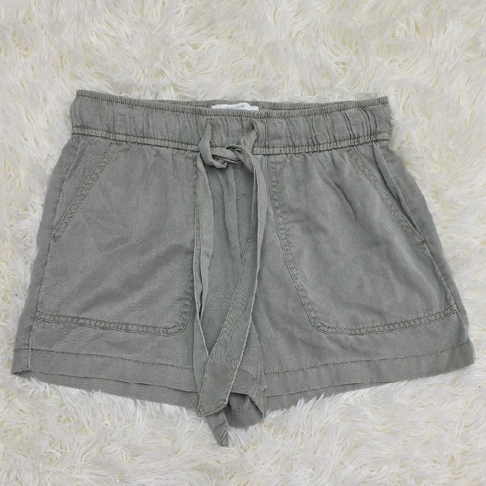 C&C California Cargo Shorts in Olive with Versatile Design